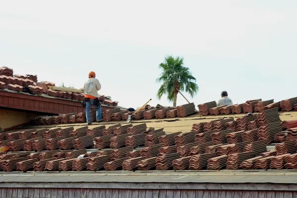 Full Asphalt Shingle Re-Roofing