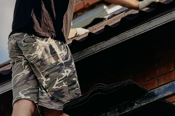 Asphalt Shingle Roof Repair & Replacement